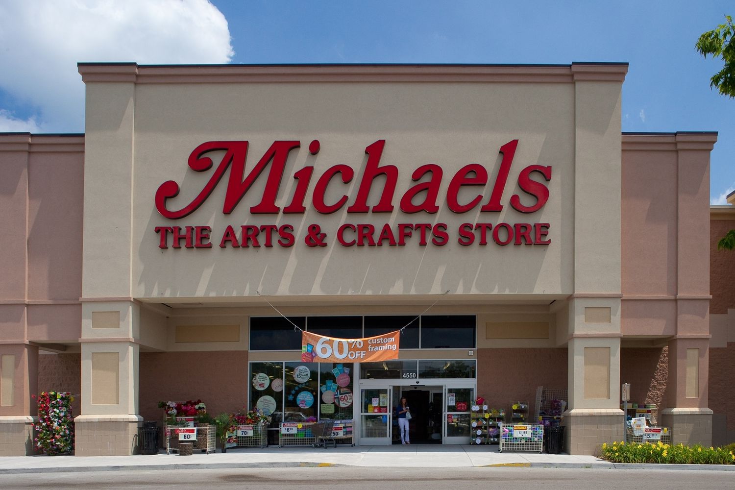 CLEVELAND TOWN CENTER : 4600 Paul Huff Parkway, Cleveland, TN 37312